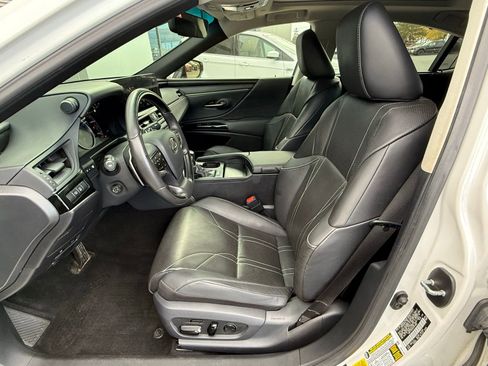 Used 2023 Lexus ES 350 Ultra Luxury image 11