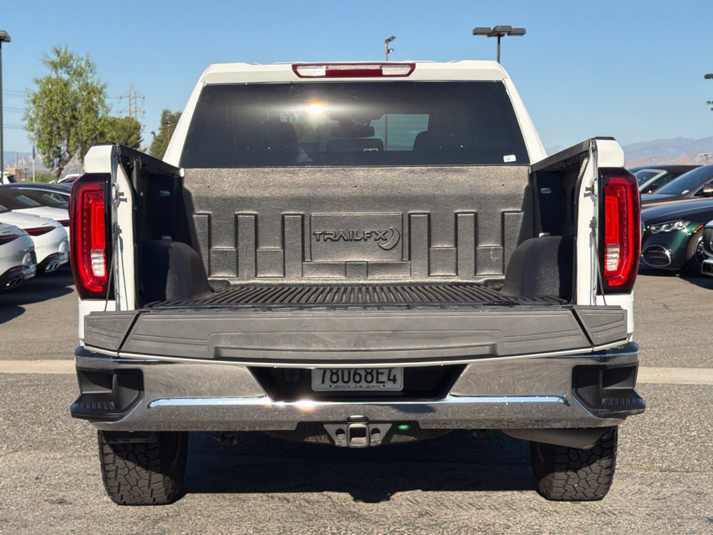 Used 2025 GMC Sierra 1500 SLT AWD/4WD image 15