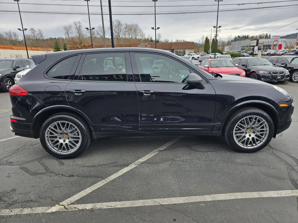 Used 2018 Porsche Cayenne Platinum Edition AWD/4WD image 6