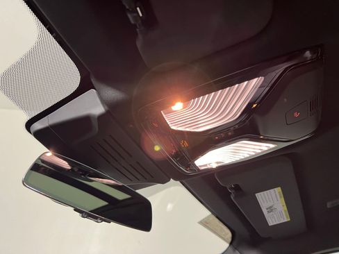 New 2026 BMW X6 xDrive40i w/ Climate Comfort Package image 21