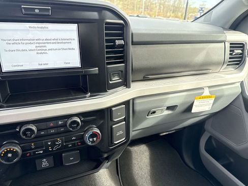 New 2026 Ford F350 XLT w/ XLT Value Package AWD/4WD image 9