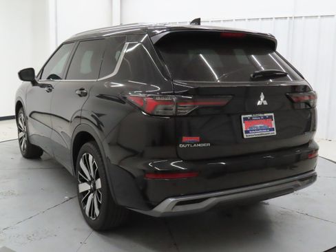 New 2026 Mitsubishi Outlander SEL FWD image 6