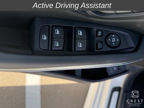 Used 2025 BMW 330i Sedan RWD image 11