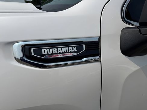 Used 2022 GMC Sierra 1500 Denali AWD/4WD image 42