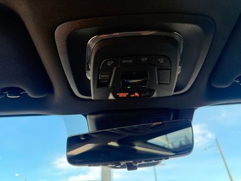 Used 2025 Toyota Crown Signia w/ Advanced Technology Package image 23