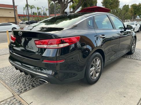 Used 2020 Kia Optima LX FWD image 5