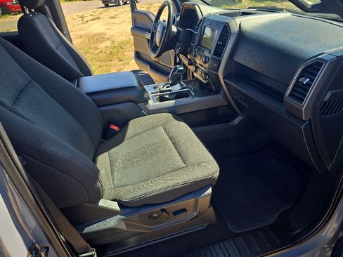 Used 2019 Ford F150 XLT w/ Equipment Group 302A Luxury AWD/4WD image 34