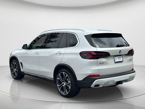 New 2026 BMW X5 xDrive40i w/ Premium Package AWD/4WD image 8