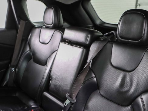 Used 2021 Jeep Cherokee Latitude Lux w/ Sun & Sound Group image 25