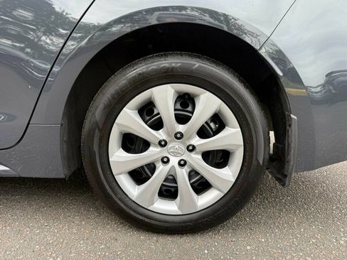 Used 2025 Toyota Corolla LE FWD image 8
