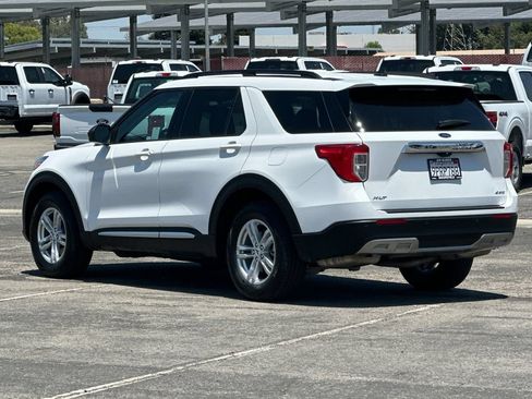Certified 2023 Ford Explorer XLT w/ Equipment Group 202A AWD/4WD image 5