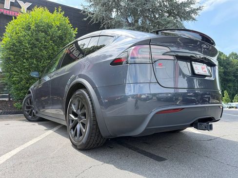 Used 2022 Tesla Model X AWD/4WD image 17