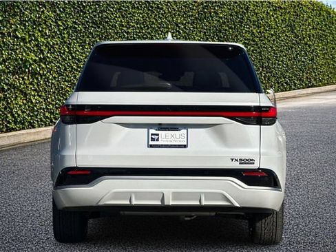 New 2026 Lexus TX 500h AWD image 6
