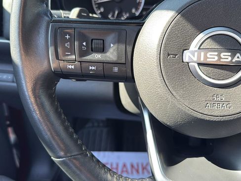 Used 2023 Nissan Pathfinder SL w/ SL Premium Package image 17