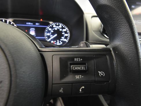 Used 2023 Nissan Rogue S AWD/4WD image 26