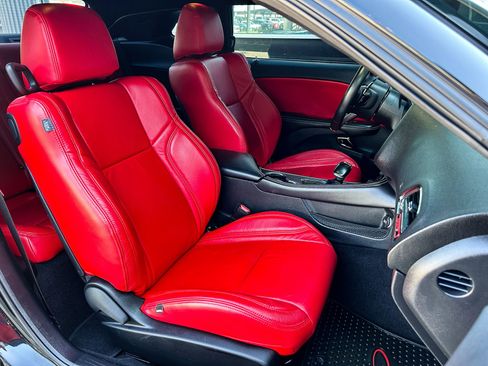 Used 2020 Dodge Challenger SRT Hellcat image 28