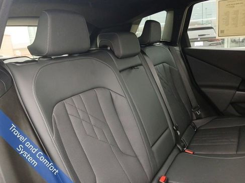 Certified 2025 BMW X3 xDrive30i w/ Premium Package image 12