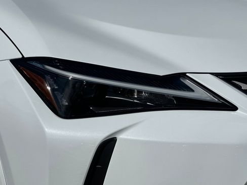 New 2026 Lexus UX 300h AWD image 11