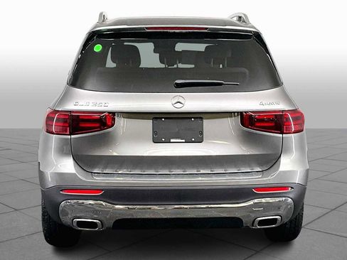 New 2026 Mercedes-Benz GLB 250 4MATIC image 5