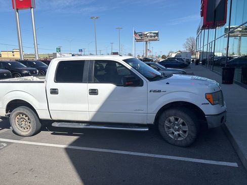 Used 2012 Ford F150 XLT w/ XLT Chrome Pkg image 4