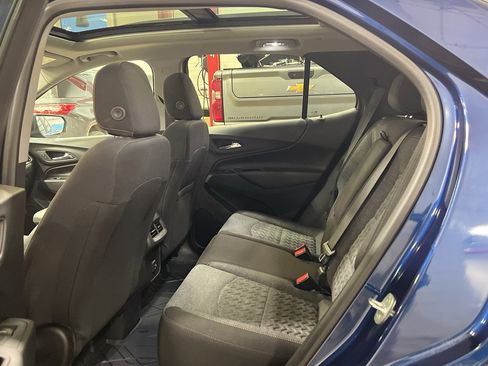 Used 2022 Chevrolet Equinox LT image 34