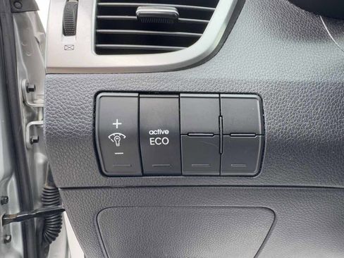 Used 2016 Hyundai Elantra GT w/ Option Group 02 image 10