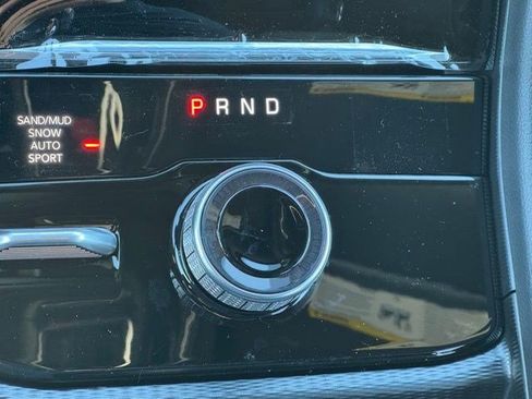 New 2026 Jeep Grand Cherokee Altitude image 20