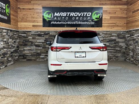 Used 2023 Mitsubishi Outlander Ralliart image 10