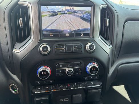 Used 2021 GMC Sierra 1500 Denali w/ Driver Alert Package II image 11