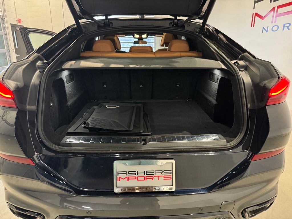 Used 2025 BMW X6 xDrive40i AWD/4WD image 30