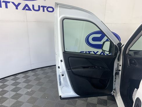 Used 2021 RAM ProMaster City Tradesman SLT FWD image 12
