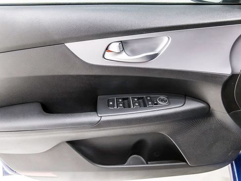 Used 2023 Kia Forte LXS FWD image 22