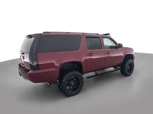Used 2007 Chevrolet Suburban LT AWD/4WD image 5