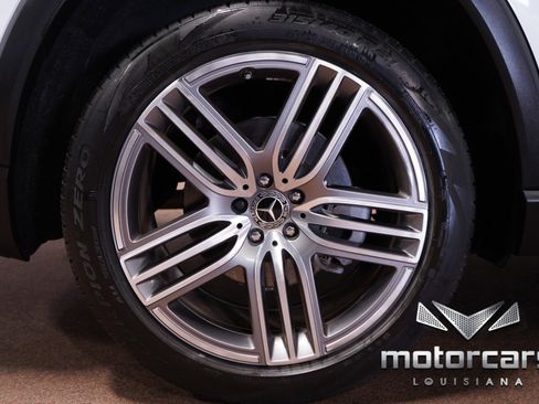 Used 2021 Mercedes-Benz GLS 450 4MATIC image 21