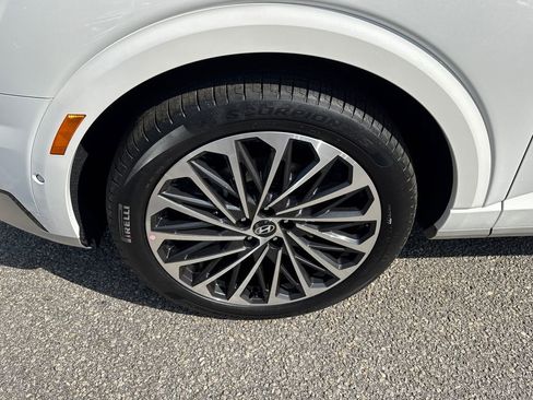 New 2026 Hyundai Palisade Calligraphy FWD image 23
