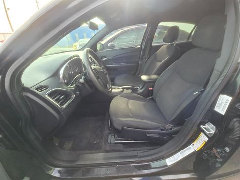 Used 2014 Chrysler 200 LX image 11