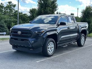 Used 2024 Toyota Tacoma SR AWD/4WD video 1