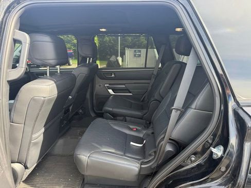 Used 2024 Toyota Sequoia Platinum AWD/4WD image 11