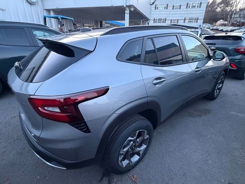 New 2026 Chevrolet Trax LT w/ Driver Confidence Package image 5