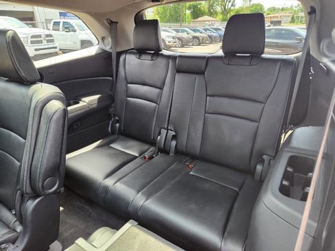 Used 2017 Honda Pilot Elite image 13