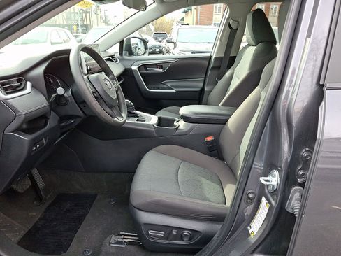 Used 2023 Toyota RAV4 XLE image 15
