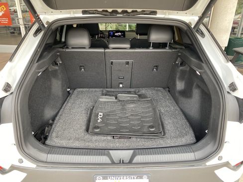 Used 2023 Volkswagen ID.4 Pro S RWD image 16