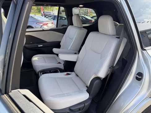 Used 2025 Lexus TX 350 AWD w/ Technology Package image 21