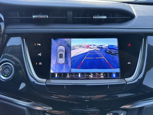 Used 2023 Cadillac XT6 Premium Luxury w/ Technology Package image 20