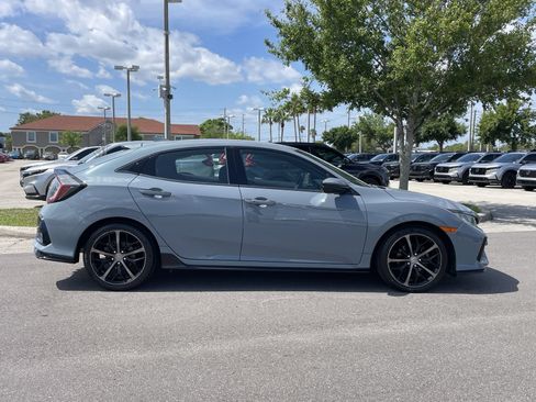 Used 2020 Honda Civic Sport image 5