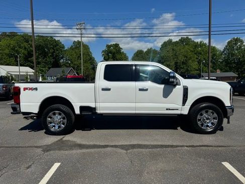 Used 2024 Ford F250 King Ranch w/ Chrome Package AWD/4WD image 10