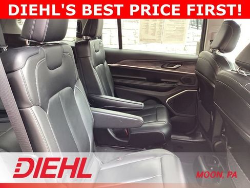 Used 2021 Jeep Grand Cherokee L Limited AWD/4WD image 17