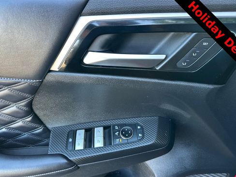 Used 2023 Mitsubishi Outlander SEL image 13