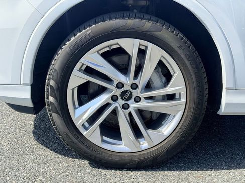 Used 2023 Audi Q7 2.0T Premium w/ Towing Package AWD/4WD image 28