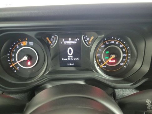 Certified 2024 Jeep Wrangler Sport S image 12